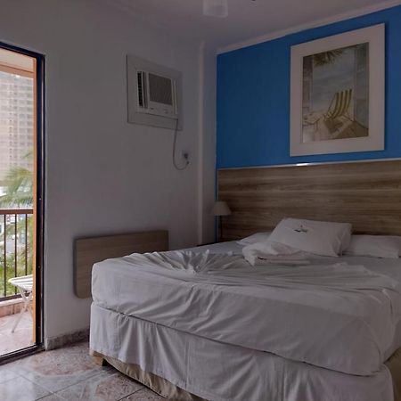 Asturias Praia Hotel Гуаружа Екстериор снимка