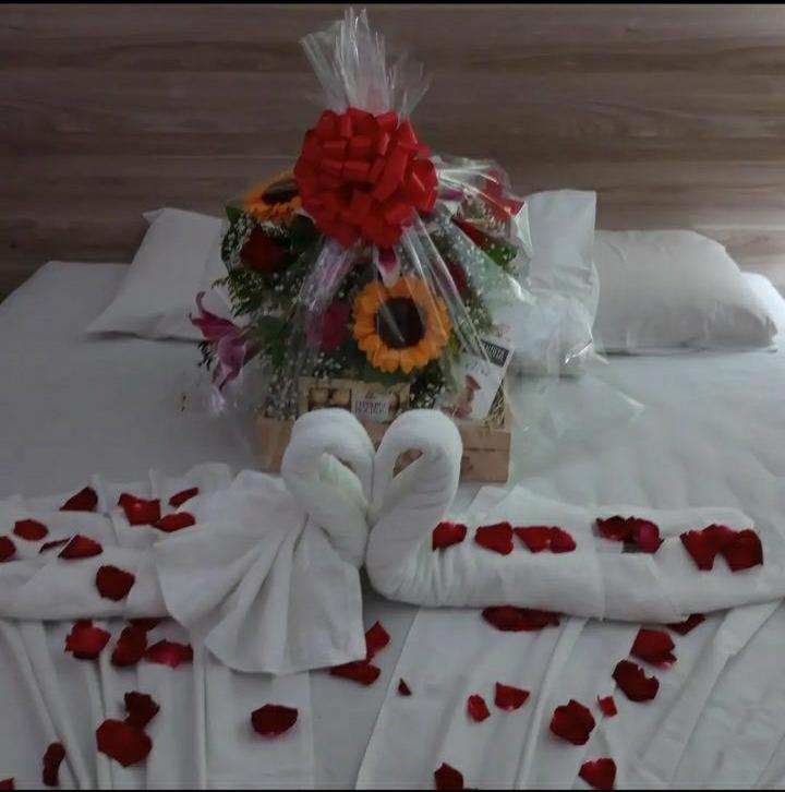 Asturias Praia Hotel Гуаружа Екстериор снимка
